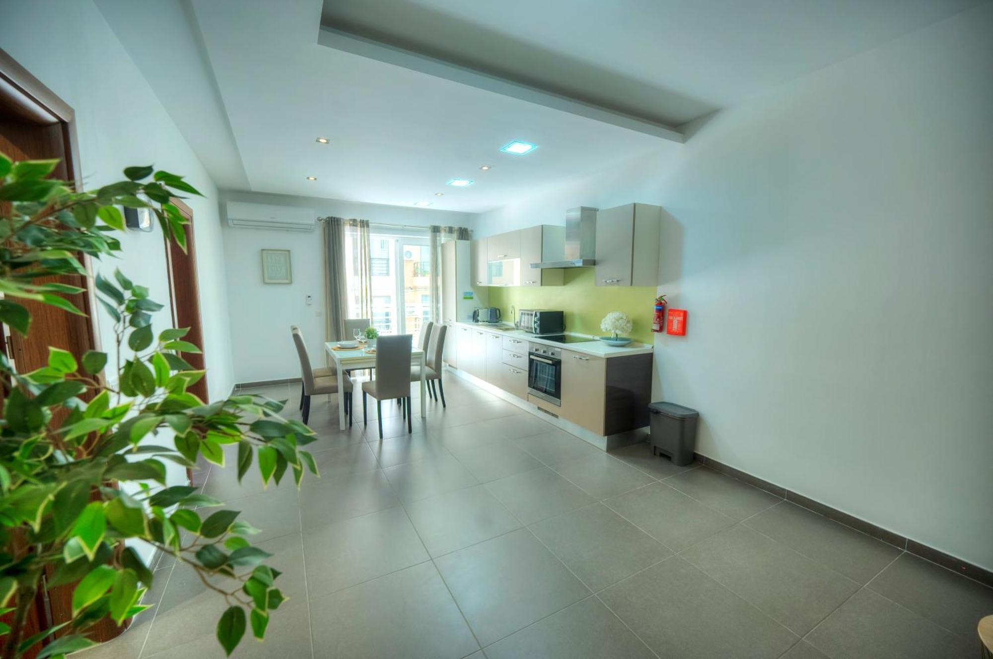 Bright & Large 2Bedrooms In Sliema Center Mpor1-1 Exterior foto