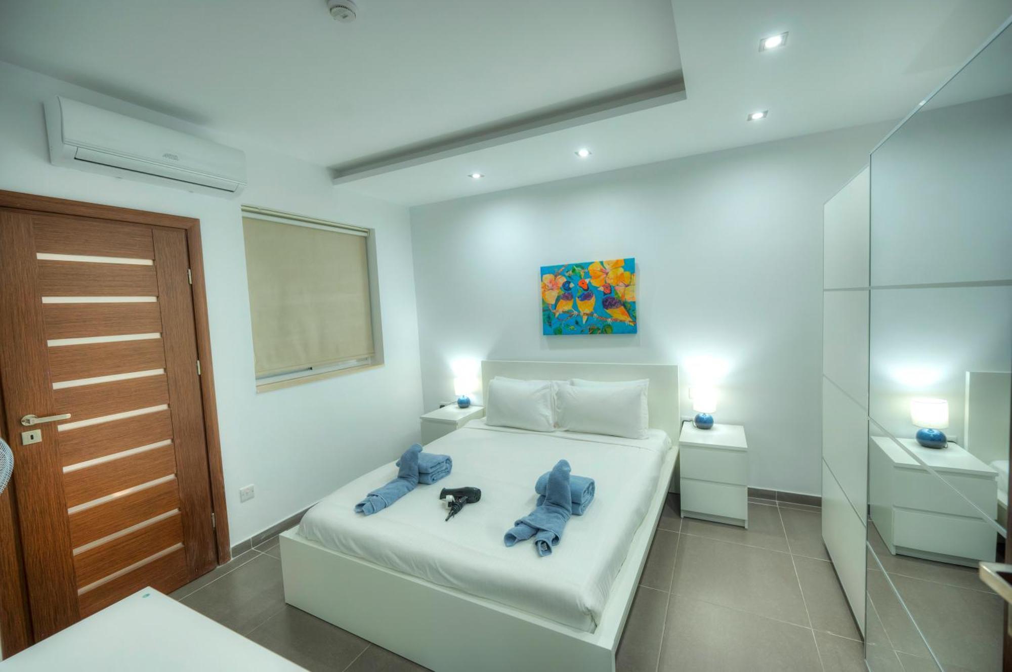 Bright & Large 2Bedrooms In Sliema Center Mpor1-1 Exterior foto